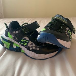 Size 13 Minecraft sketchers boys.